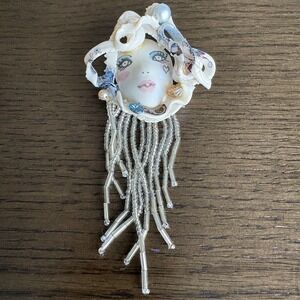 VINTAGE 1988 Lexie Face Pin/Brooch Pearls Beads Unique Bohemian
